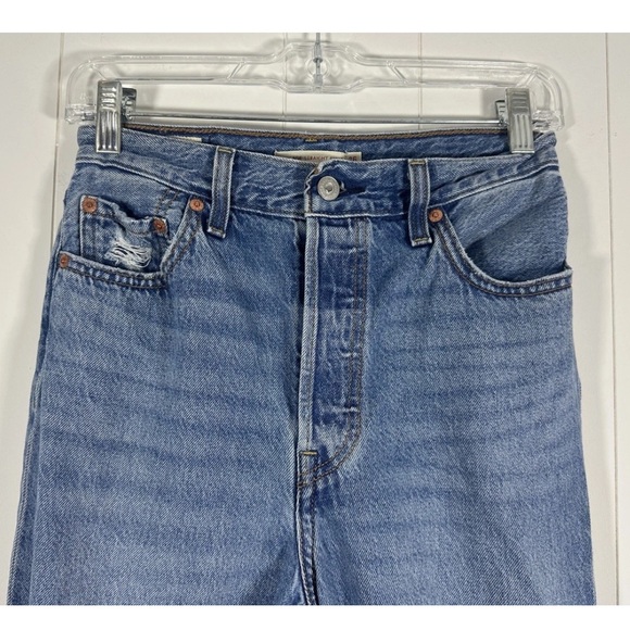 Levis Jeans Womens 26W 27L Premium Ribcage Straight Ankle Distressed Button Fly - Picture 3 of 16